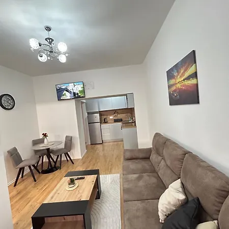 Apartment Tajra