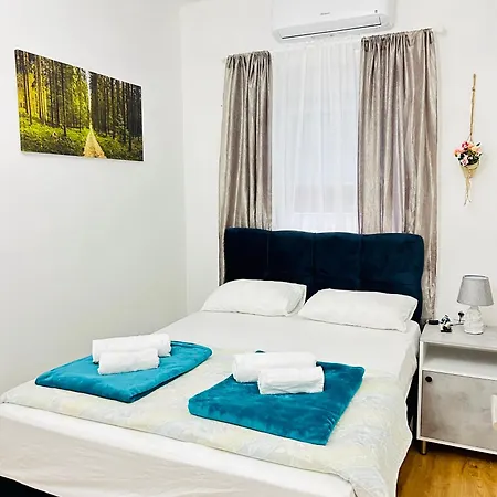 Tajra Apartment