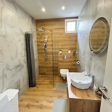 Tajra Apartment